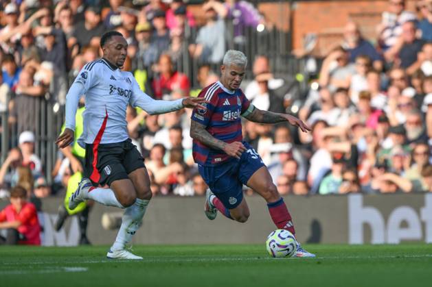 Fulham v Newcastle United Premier League 21 09 2024. Fulham midfielder Andreas Pereira (18) and Newcastle United midfielder Bruno Guimaraes (39) battles for possession during the Premier League match between Fulham and Newcastle United at Craven Cottage, London, England on 21 September 2024. London Craven Cottage Greater London England Editorial use only DataCo restrictions apply See www.football-dataco.com , Copyright: xSimonxTraylenx PSI-20467-0033
