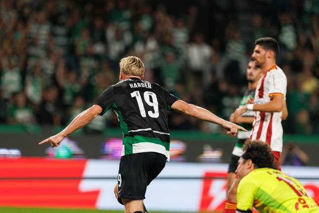 Sporting CP Vs AVS Futebol SAD in Lisbon - 22 Sept 2024 Conrad Harder (Sporting CP) seen in action celebrating after scoring goal during the Liga Portugal game between teams of Sporting CP and AVS Futebol SAD at Estadio Jose Alvalade. final score 3:0 Lisbon Portugal Copyright: xMaciejxRogowskix xSOPAxImagesx MROGOWSKI_sportingafs202425-17