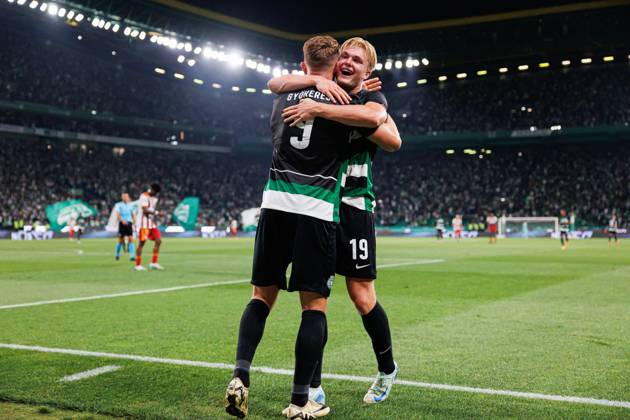 Sporting CP Vs AVS Futebol SAD in Lisbon - 22 Sept 2024 (L-R) Viktor Gyokeres, and Conrad Harder (Sporting CP) seen celebrating after goal during the Liga Portugal game between teams of Sporting CP and AVS Futebol SAD at Estadio Jose Alvalade. final score 3:0 Lisbon Portugal Copyright: xMaciejxRogowskix xSOPAxImagesx MROGOWSKI_sportingafs202425-28