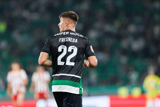 Sporting CP Vs AVS Futebol SAD in Lisbon - 22 Sept 2024 Ivan Fresneda (Sporting CP) seen in action during the Liga Portugal game between teams of Sporting CP and AVS Futebol SAD at Estadio Jose Alvalade. final score 3:0 Lisbon Portugal Copyright: xMaciejxRogowskix xSOPAxImagesx MROGOWSKI_sportingafs202425-42