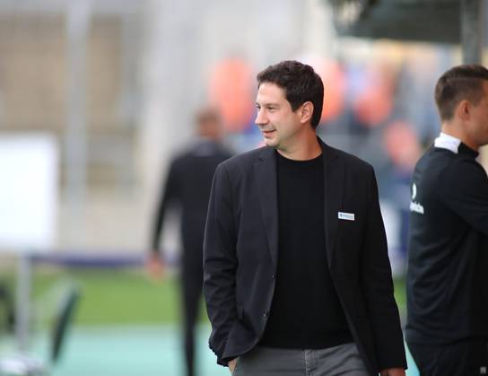 München, Deutschland, 25.September 2024: Fussball, Herren, 3.Liga, Saison 2024 2025, TSV 1860 München - Hannover 96 II, Grünwalder Stadion Argirios Giannikis, Trainer (TSV 1860 München) Kopf, Oberkörper, Blick nach rechts DFB regulations prohibit any use of photographs as image sequences and or quasi-video