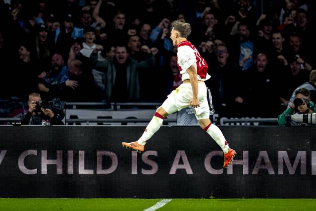 AFC Ajax Amsterdam forwarder Mika Godts scores the 2-0 and celebrating the goal, during the match Ajax - Besiktas at the Johan Cruijff ArenA for the UEFA Europa League - League phase - Matchday 1 season 2024-2025 in AMSTERDAM, Netherlands on 26 september 2024, (photo by Marcel van Dorst EYE4images DeFodi Images) Defodi-746_190895