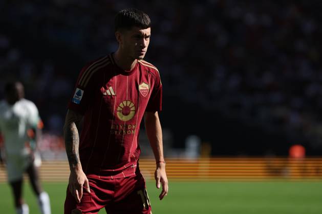 Rome, Italy 29.09.2024 : Matias Soule of Roma during Italian football championship Serie A Enilive 2024-2025 match AS Roma Vs Venezia FC at Stadio Olimpico in Rome on September 29, 2024. Copyright: xMarcoxIacobucci IPAxSportx xipa-x xx IPA_50161300 IPA_Agency_IPA50161300