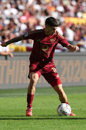 Rome, Italy 29.09.2024 : Matias Soule of Roma during Italian football championship Serie A Enilive 2024-2025 match AS Roma Vs Venezia FC at Stadio Olimpico in Rome on September 29, 2024. Copyright: xMarcoxIacobucci IPAxSportx xipa-x xx IPA_50163459 IPA_Agency_IPA50163459