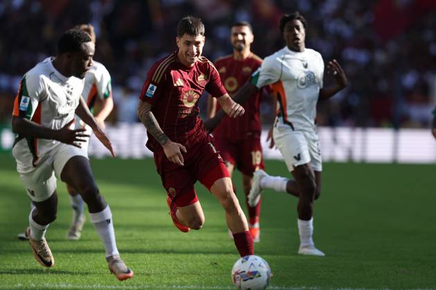 Rome, Italy 29.09.2024 : Matias Soule of Roma during Italian football championship Serie A Enilive 2024-2025 match AS Roma Vs Venezia FC at Stadio Olimpico in Rome on September 29, 2024. Copyright: xMarcoxIacobucci IPAxSportx xipa-x xx IPA_50163706 IPA_Agency_IPA50163706