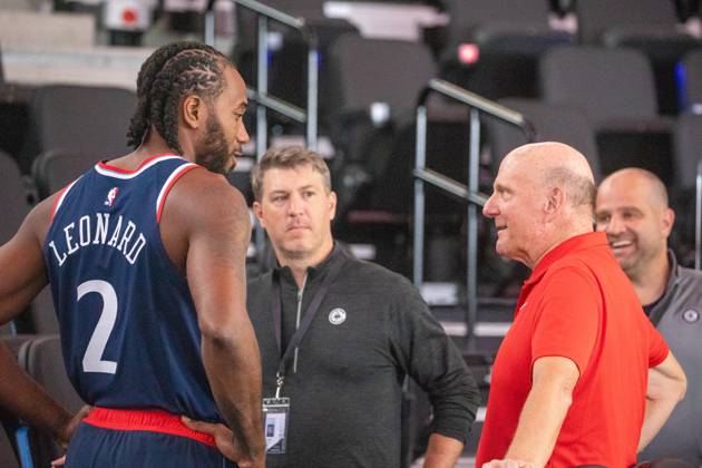 September 30, 2024, Los Angeles, California, USA: Los Angeles Clippers Kawhi Leonard 2 and owner Steve Ballmer attend the LA ClippersÃ¢â‚¬â ¢ Media Day at Intuit Dome, Monday, September 30, in Inglewood, Calif. Los Angeles USA - ZUMAc68_ 20240930_zaf_c68_036 Copyright: xRingoxChiux