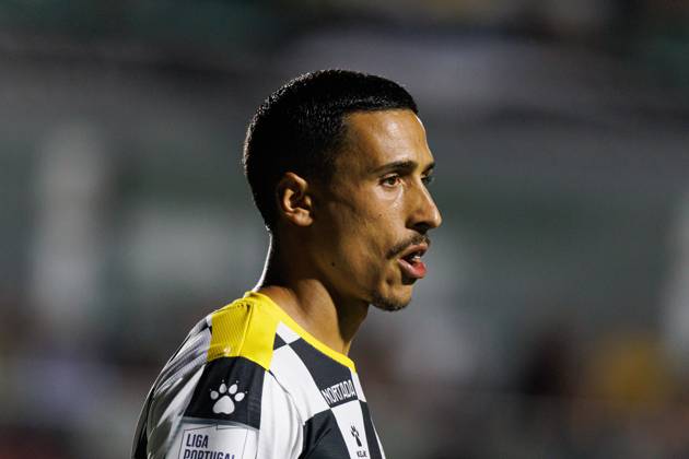 September 16, 2024, Amadora, Portugal: Rodrigo Abascal (Boavista FC) seen during the Liga Portugal game between teams of CF Estrela Amadora and Boavista FC at Estadio Jose Gomes. Final score; CF Estrela Amadora 2:2 Boavista FC Amadora Portugal - ZUMAs197 20240916_aaa_s197_510 Copyright: xMaciejxRogowskix