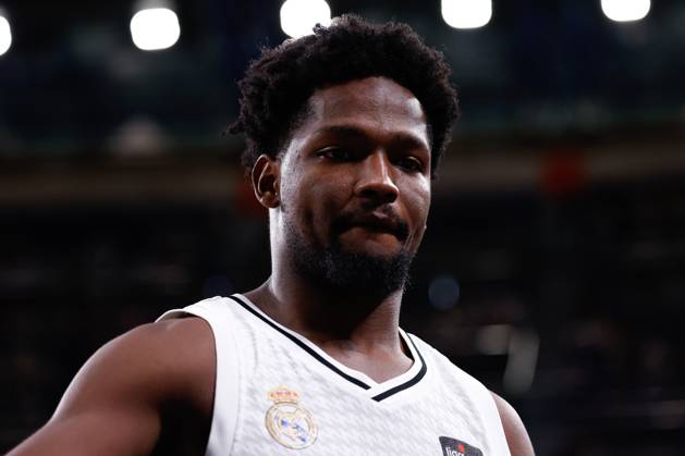 October 6, 2024, Madrid, Madrid, SPAIN: Andres Feliz of Real Madrid looks on during the Spanish League, Liga ACB Endesa, basketball match played between Real Madrid and Casademont Zaragoza at WiZink Center on October 6, 2024 in Madrid, Spain. Madrid SPAIN - ZUMAa181 20241006_zaa_a181_139 Copyright: xDennisxAgyemanx