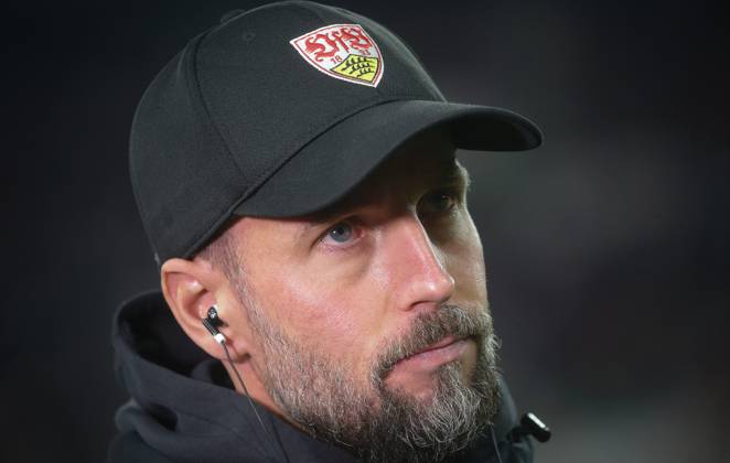 Stuttgart , Fußball Bundesliga VfB Stuttgart vs. TSG 1899 Hoffenheim , Trainer Sebastian Hoeneß ( VfB ) Gemäß den Vorgaben der DFL Deutsche Fußball Liga ist es untersagt, in dem Stadion und oder vom Spiel angefertigte Fotoaufnahmen in Form von Sequenzbildern und oder videoähnlichen Fotostrecken zu verwerten bzw. verwerten zu lassen.