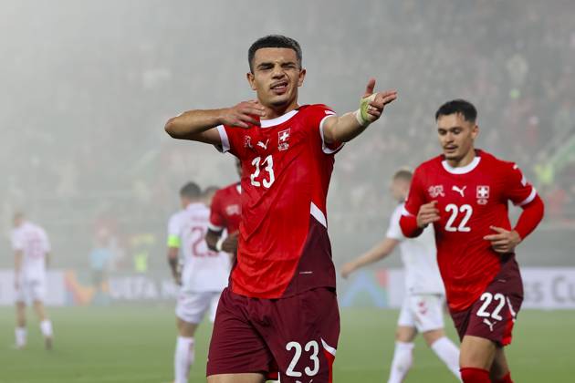 Bilder des Jahres 2024, Sport 10 Oktober Sport Themen der Woche KW42 Sport Bilder des Tages Torjubel bei Zeki Amdouni (Schweiz, 23) nach seinem Tor zum 2:1 , UEFA , Nations League, Gruppe A4, Schweiz vs. Dänemark, 15.10.2024, Kybunpark, St. Gallen, Schweiz St. Gallen Kybunpark St. Gallen Schweiz Copyright: xGrantxHubbsx