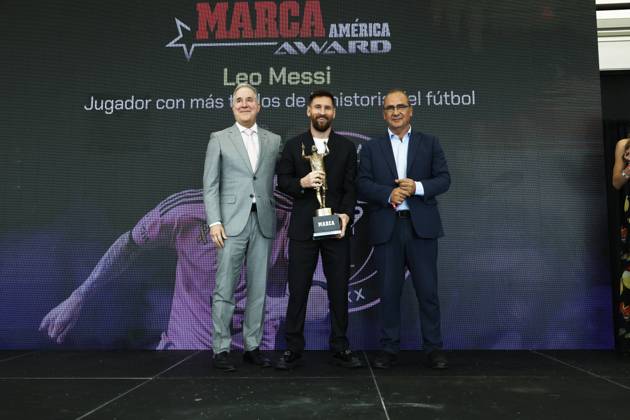 Lionel Messi Receives the MARCA America Award, Fort Lauderdale, Florida, USA - 17 Oct 2024 Cordon Press  FOTOxCHEMAxREY REPORTAJE