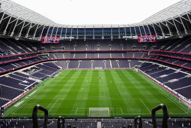 Tottenham Hotspur FC v West Ham United FC General view inside the Stadium during the Tottenham Hotspur FC v West Ham United FC English Premier League match at the Tottenham Hotspur Stadium, London, England, United Kingdom on 19 October 2024 Editorial use only. All images are copyright Every Second Media Limited. No images may be reproduced without prior permission. All rights reserved. Premier League and Football League images are subject to licensing agreements with Football DataCo Limited. see https: www.football-dataco.com Copyright: xIMAGO EveryxSecondxMediax ESM-1174-0003