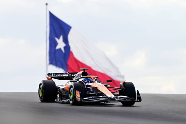 18.10.2024, xrarjax, Motorsport FIA Formel 1, Großer Preis der USA 2024 emspor, v.l. Sprint Qualifying Oscar Piastri (McLaren) Startnummer 81 (FIA REGULATIONS PROHIBIT ANY USE OF PHOTOGRAPHS as IMAGE SEQUENCES and or QUASI-VIDEO) Austin