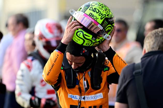 19.10.2024, xrarjax, Motorsport FIA Formel 1, Großer Preis der USA 2024 emspor, v.l. Qualifying Lando Norris (McLaren) Startnummer 04 Pole (FIA REGULATIONS PROHIBIT ANY USE OF PHOTOGRAPHS as IMAGE SEQUENCES and or QUASI-VIDEO) Austin