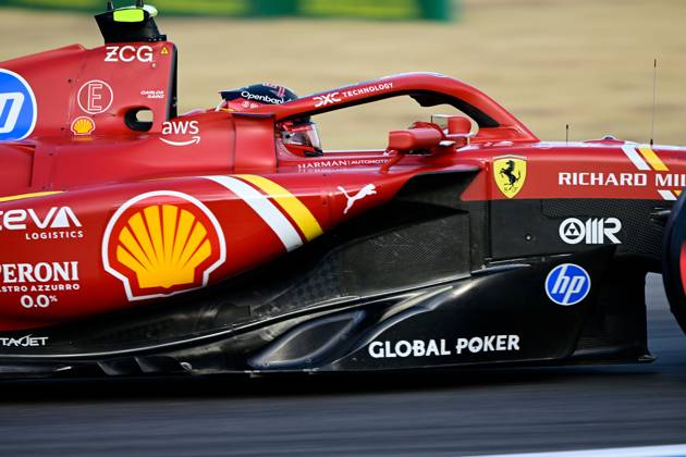 19.10.2024, xrarjax, Motorsport FIA Formel 1, Großer Preis der USA 2024 emspor, v.l. Qualifying Carlos Sainz (Ferrari) Startnummer 55 (FIA REGULATIONS PROHIBIT ANY USE OF PHOTOGRAPHS as IMAGE SEQUENCES and or QUASI-VIDEO) Austin