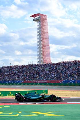 19.10.2024, xrarjax, Motorsport FIA Formel 1, Großer Preis der USA 2024 emspor, v.l. Qualifying Fernando Alonso (Aston Martin) Startnummer 14 (FIA REGULATIONS PROHIBIT ANY USE OF PHOTOGRAPHS as IMAGE SEQUENCES and or QUASI-VIDEO) Austin
