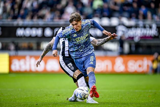 AFC Ajax Amsterdam forwarder Mika Godts, during the match Heracles Almelo - Ajax at the Asito stadium for the Dutch eredivisie season 2024-2025 in ALMELO, Netherlands on 20 oktober 2024, (photo by Stefan Koops EYE4images DeFodi Images) not used in POL SRB CRO FRA GBR NED ITA USA Defodi-746_196129