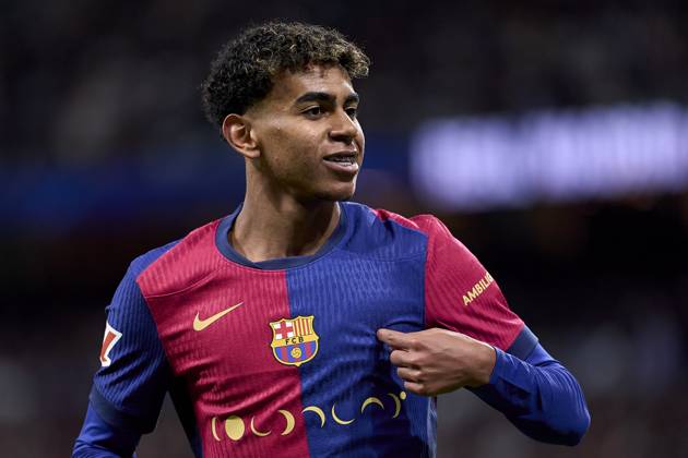 Lamine Yamal of FC Barcelona, Barca celebrates after scoring his team s third goal during the LaLiga EA Sports match between Real Madrid CF and FC Barcelona at Estadio Santiago Bernabeu on October 26, 2024 in Madrid, Spain. (Photo by: LGM Panoramic) FOOTBALL : Real Madrid CF vs FC Barcelona- LaLiga EA Sports - 26 10 2024 LGM Panoramic