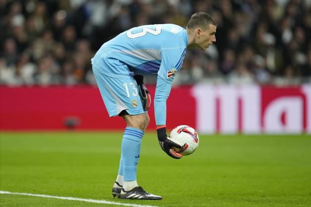 ESP: Real Madrid v FC Barcelona, Barca La Liga EA Sports. Date 11 Andriy Lunin of Real Madrid CF during the La Liga EA Sports match between Real Madrid and FC Barcelona played at Santiago Bernabeu Stadium on October 26, 2024 in Madrid, Spain. kpng Copyright: xCesarxCebollax xPRESSINPHOTOx PS_241026_RMA_BAR_118