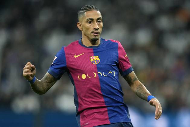 ESP: Real Madrid v FC Barcelona, Barca La Liga EA Sports. Date 11 Raphinha of FC Barcelona during the La Liga EA Sports match between Real Madrid and FC Barcelona played at Santiago Bernabeu Stadium on October 26, 2024 in Madrid, Spain. kpng Copyright: xCesarxCebollax xPRESSINPHOTOx PS_241026_RMA_BAR_122