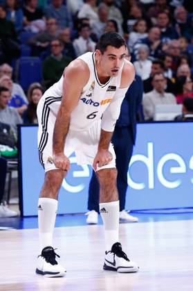 October 27, 2024, Madrid, Madrid, SPAIN: Alberto Abalde Diaz of Real Madrid looks on during the Spanish League, Liga ACB Endesa, basketball match played between Real Madrid and BAXI Manresa at WiZink Center on October 27, 2024, in Madrid, Spain. Madrid SPAIN - ZUMAa181 20241027_zaa_a181_031 Copyright: xDennisxAgyemanx