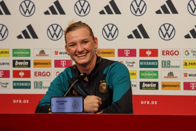 Duisburg, Deutschland 27. Oktober 2024: Fußball-Frauen-Nationalmannschaft - Pressekonferenz - Deutschland vs. Australien Im Bild: Alexandra Popp (Deutschland) DFB regulations prohibit any use of photographs as image sequences and or quasi-video Schauinsland Reisen Arena Niedersachsen Copyright: xFotostandx xFantinix