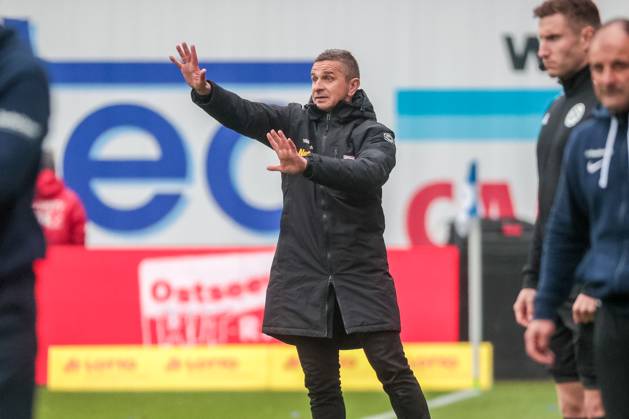 Trainer Mersed Selimbegovic (Regensburg) ; GER, FC Hansa Rostock vs. SSV Jahn Regensburg, Fussball, 2. Bundesliga, 31. Spieltag, Spielzeit 2022 2023, 06.05..2023, DFL REGULATIONS PROHIBIT ANY USE OF PHOTOGRAPHS AS IMAGE SEQUENCES AND OR QUASI-VIDEO, @ Andy Bünning Rostock Ostseestadion Mecklenburg - Vorpommern Deutschland