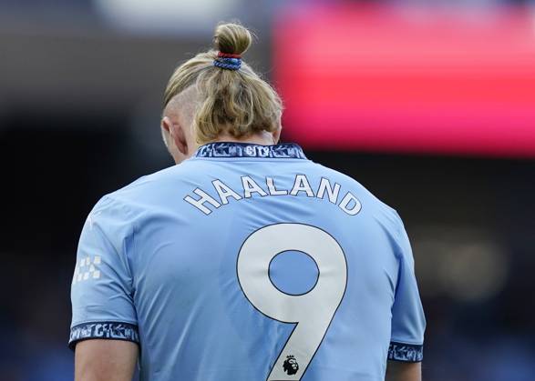 Manchester, England, 26th October 2024. Erling Haaland of Manchester City during the Premier League match at the Etihad Stadium, Manchester. Picture credit should read: Andrew Yates Sportimage EDITORIAL USE ONLY. No use with unauthorised audio, video, data, fixture lists, club league logos or live services. Online in-match use limited to 120 images, no video emulation. No use in betting, games or single club league player publications. SPI-3411-0099