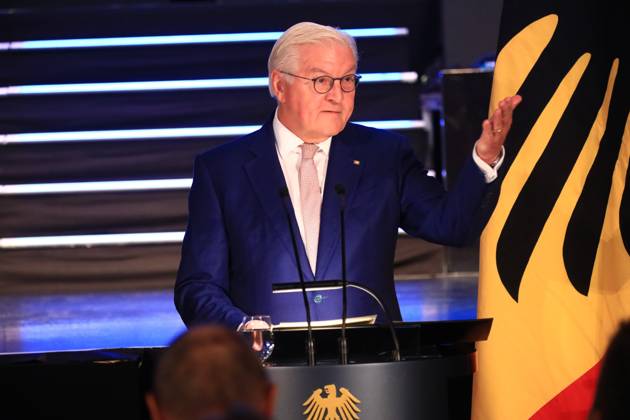 Verleihung des Silbernen Lorbeerblattes Berlin, 04.11.2024 Bundespräsident Frank-Walter Steinmeier verleiht das Silberne Lorbeerblatt Sportler die bei den Olymischen Spielen 2024 in Paris Medallien gewonnen haben. Berlin Germany Copyright: xMatthiasxGränzdörferx