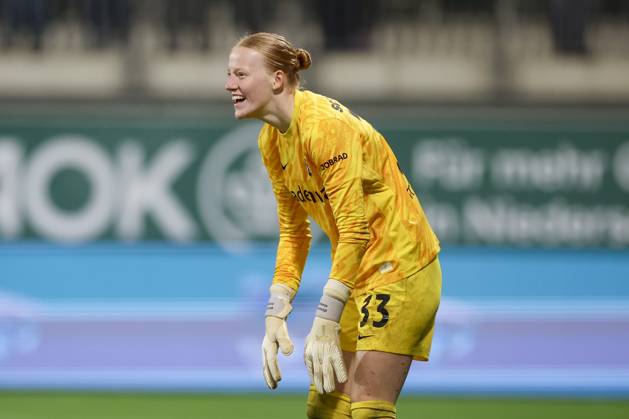 , Google Pixel Frauen-Bundesliga, VfL Wolfsburg vs SC Freiburg, AOK Stadion am 03. November 2024 in Wolfsburg, Deutschland. (Foto von Marco Steinbrenner DeFodi Images) , Google Pixel Frauen-Bundesliga, VfL Wolfsburg vs SC Freiburg, AOK Stadion, November 3, 2024 in Wolfsburg, Germany. (Photo by Marco Steinbrenner DeFodi Images) DFB DFL REGULATIONS PROHIBIT ANY USE OF PHOTOGRAPHS AS IMAGE SEQUENCES AND OR QUASI-VIDEO. not used in POL SRB CRO FRA GBR NED ITA USA Defodi-108_wolf_frei_20240311_117