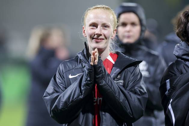 , Google Pixel Frauen-Bundesliga, VfL Wolfsburg vs SC Freiburg, AOK Stadion am 03. November 2024 in Wolfsburg, Deutschland. (Foto von Marco Steinbrenner DeFodi Images) , Google Pixel Frauen-Bundesliga, VfL Wolfsburg vs SC Freiburg, AOK Stadion, November 3, 2024 in Wolfsburg, Germany. (Photo by Marco Steinbrenner DeFodi Images) DFB DFL REGULATIONS PROHIBIT ANY USE OF PHOTOGRAPHS AS IMAGE SEQUENCES AND OR QUASI-VIDEO. not used in POL SRB CRO FRA GBR NED ITA USA Defodi-108_wolf_frei_20240311_135