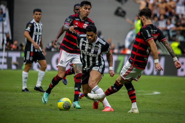 Atlético MG x Flamengo BELO HORIZONTE, MG - 10.11.2024: ATLÉTICO MG X FLAMENGO - Hulk& 39;s shot in the match between Atlético-MG and Flamengo, the second game of the 2024 Copa do Brasil Final, this Sunday (10), at 4 pm (Brasília time), at Arena MRV, in Belo Horizonte. Photo Allan Calisto Fotoarena. (Photo: Allan Calisto Fotoarena) x2649643x AllanxCalisto