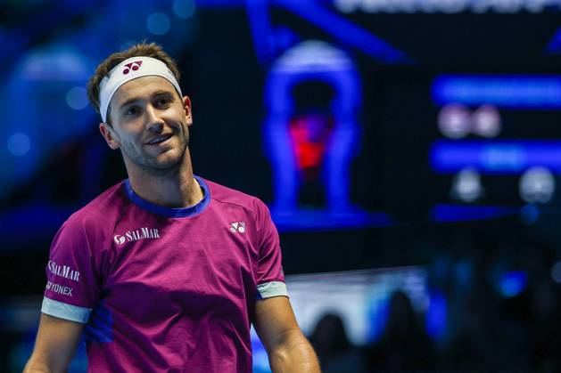TENNIS - Internazionali di Tennis - Nitto ATP, Tennis Herren Finals - Ruud vs Rublev Casper Ruud of Norway reacts during Men s Singles Group Stage match against Andrey Rublev of Russia on day six of the Nitto ATP Finals 2024 at Inalpi Arena. Casper Ruud wins 6-4, 5-7, 6-2 over Andrey Rublev Turin Italy Copyright: xIPAxSport ABACAx
