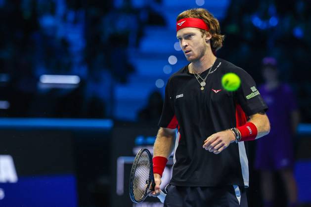 TENNIS - Internazionali di Tennis - Nitto ATP, Tennis Herren Finals - Ruud vs Rublev Andrey Rublev of Russia seen in actions during Men s Singles Group Stage match against Casper Ruud of Norway on day six of the Nitto ATP Finals 2024 at Inalpi Arena. Casper Ruud wins 6-4, 5-7, 6-2 over Andrey Rublev Turin Italy Copyright: xIPAxSport ABACAx