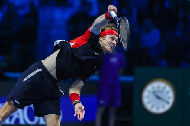 TENNIS - Internazionali di Tennis - Nitto ATP, Tennis Herren Finals - Ruud vs Rublev Andrey Rublev of Russia seen in actions during Men s Singles Group Stage match against Casper Ruud of Norway on day six of the Nitto ATP Finals 2024 at Inalpi Arena. Casper Ruud wins 6-4, 5-7, 6-2 over Andrey Rublev Turin Italy Copyright: xIPAxSport ABACAx