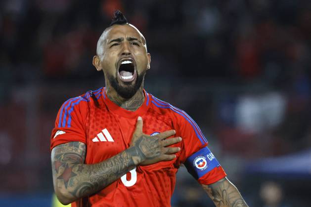Bilder des Jahres 2024, Sport 11 November Sport Themen der Woche KW47 Sport Bilder des Tages Futbol, Chile vs Venezuela. Eliminatorias al mundial 2026. El jugador de la seleccion chilena Arturo Vidal, celebra el gol contra Venezuela durante el partido de las clasificatorias al mundial de la Fifa 2026 realizado en el estadio Nacional de Santiago, Chile. 19 11 2024 Andres Pina Photosport Football, Chile vs Venezuela. 2026 FIFA World Cup, WM, Weltmeisterschaft, Fussball qualifiers. Chile™s player Arturo Vidal, celebrates the score against Venezuela during a 2026 Fifa World Cup qualifier match at the National stadium in Santiago, Chile. 19 11 2024 Andres Pina Photosport Chile vs Venezuela, eliminatorias al mundial 2026