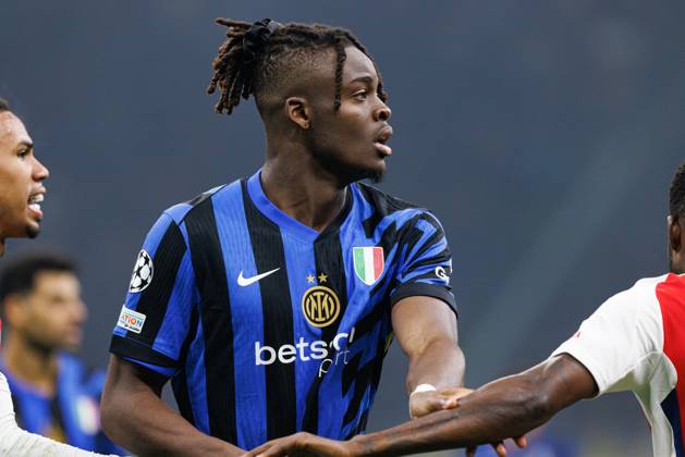 Yann Bisseck seen during UEFA Champions League game between teams of Internazionale Milano and Arsenal FC (Maciej Rogowski) Milan San Siro Italy Copyright: xMaciejxRogowskix interarsenal2425-108