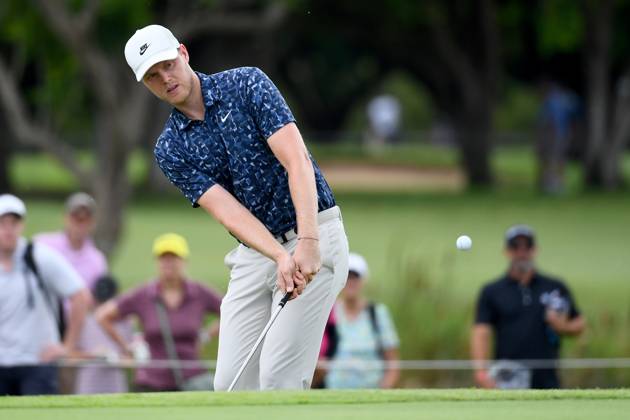GOLF AUSTRALIAN PGA, Golf Herren Cameron Davis of Australia plays a shot during the Australian PGA Championship at Royal Queensland Golf Club in Brisbane, Saturday, November 23, 2024. ( NO ARCHIVING, EDITORIAL USE ONLY, NO USE IN BOOKS WITHOUT CONSENT BRISBANE QUEENSLAND AUSTRALIA Copyright: xJONOxSEARLEx 20241123146165612607