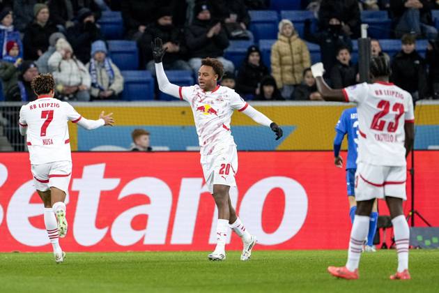 v.li.: Antonio Nusa (RBL, 7), Assan Ouedraogo (RBL, 20), Castello Lukeba (RBL, 23), Spieler von RB Leipzig, jubeln über das Tor zum 2:3, Jubel, Torjubel, Torerfolg, celebrate the goal, goal, celebration, jubelt ueber das Tor, Freuen, Freude, freut sich, optimistisch, positiv, Spielszene, Highlight, Action, Aktion, 23.11.2024, Sinsheim (Deutschland), Fussball, Bundesliga, TSG 1899 Hoffenheim - RB Leipzig, DFB DFL REGULATIONS PROHIBIT ANY USE OF PHOTOGRAPHS AS IMAGE SEQUENCES AND OR QUASI-VIDEO.