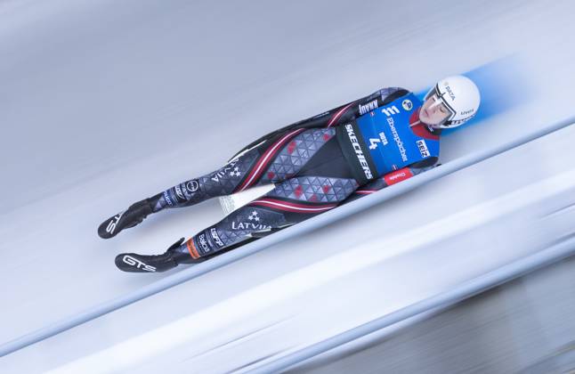 Bilder des Jahres 2024, Sport 11 November Sport Themen der Woche KW48 Sport Bilder des Tages photographer: FIL Michael Kristen 28.11.2024 1. FIL Eberspächer Luge World Cup, Lillehammer (NOR), WC Norway, training, women single, single seater, picture: Elina Ieva Bota (LAT)