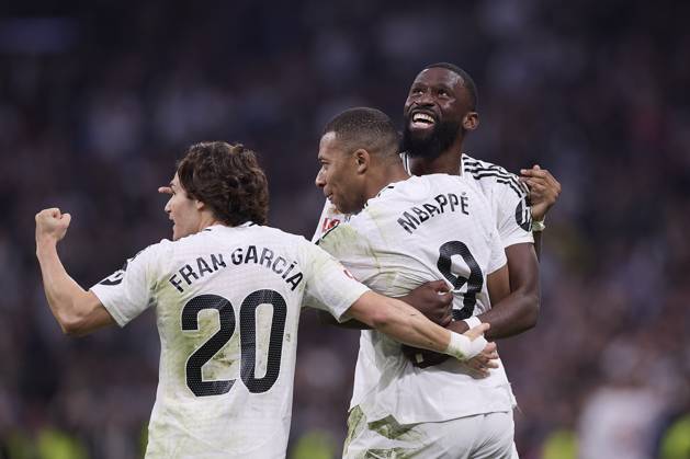 Bilder des Jahres 2024, Sport 12 Dezember Sport Themen der Woche KW48 Sport Bilder des Tages December 1, 2024, Madrid, Spain: (From L to R) Fran Garcia of Real Madrid CF, Kylian Mbappe of Real Madrid CF and Antonio Rudiger of Real Madrid CF celebrate a goal during the 2024 2025 La Liga EA Sports week 15 football match between Real Madrid CF and Getafe CF at Santiago Bernabeu stadium. Final score: Real Madrid CF 2 : 0 Getafe CF Madrid Spain - ZUMAs197 20241201_aaa_s197_117 Copyright: xFedericoxTitonex