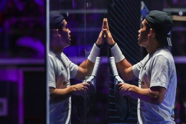 Bilder des Jahres 2024, Sport 12 Dezember Sport Themen der Woche KW 49 Milano Premiere Padel P1 - 05 12 2024 Pol Hernandez Alvarez (ESP) seen during Milano Premiere Padel P1 match between Pol Hernandez Alvarez (ESP) Ramiro Jesus Valenzuela (ARG) vs Federico Chingotto (ARG) Alejandro Galan (ESP) at Allianz Cloud Arena Copyright: xBEAUTIFULxSPORTS Carabellix