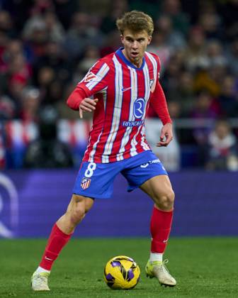 ESP: Atletico de Madrid v Sevilla FC. La Liga EA Sports. Date 16 Pablo Barrios of Atletico de Madrid during the La Liga EA Sports match between Atletico de Madrid and Sevilla FC played at Riyadh Air Metropolitano Stadium on December 8, 2024 in Madrid, Spain. kpng Copyright: xCesarxCebollax xPRESSINPHOTOx PS_241208_001851