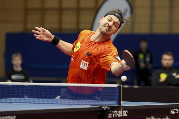 Bilder des Jahres 2024, Sport 12 Dezember Sport Themen der Woche KW50 Sport Bilder des Tages Timo Boll (Borussia Duesseldorf) kontrolliert den Ball, 1. Tischtennis Bundesliga der Herren, TTC Schwalbe Bergneustadt vs Borussia Duesseldorf, Burstenhalle am 11. December 2024 in Bergneustadt, Deutschland. (Foto von Marco Steinbrenner DeFodi Images) Timo Boll (Borussia Duesseldorf) controls the ball, 1. Tischtennis Bundesliga der Herren, TTC Schwalbe Bergneustadt vs Borussia Duesseldorf, Burstenhalle, December 11, 2024 in Bergneustadt, Germany. (Photo by Marco Steinbrenner DeFodi Images) Defodi-700_berg_dus_20241211_003