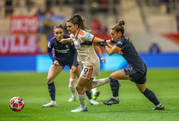 GER, München, FC Bayern München vs Juventus Turin, Women s Champions League, Fussball, UEFA, Spielzeit 2024 2025, FC Bayern Campus, 5. Spieltag, im Bild: Jovana Damnjanović (FC Bayern München Frauen 9) DFB DFL REGULATIONS PROHIBIT ANY USE OF PHOTOGRAPHS AS IMAGE SEQUENCES AND OR QUASI-VIDEO, 02.12.2024, Copyright: HMBxMedia HendrikxHamelau