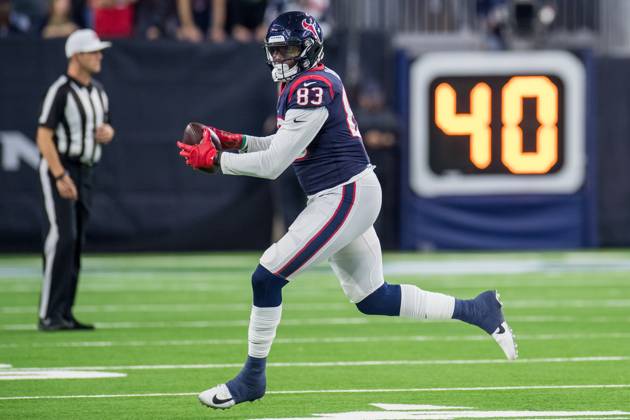 NFL, American Football Herren, USA 2018: Titans vs Texans NOV 26 November 26, 2018: Houston Texans tight end Jordan Thomas (83) makes a catch during the 4th quarter of an NFL football game between the Tennessee Titans and the Houston Texans at NRG Stadium in Houston, TX. The Texans won the game 34 to 17...Trask Smith CSM Houston TX U.S. EDITORIAL USE ONLY Copyright: xx ZUMA-20181126_zaf_c04_313.jpg TraskxSmithx csmphototwo467668