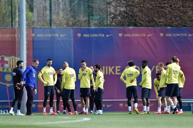 FC Barcelona, Barca Training Session and Press Comference BARCELONA, SPAIN - MARCH 06: Players of FC Barcelona during the training session at Ciutat Esportiva Joan Gamper on March 06, 2020 in Barcelona, Spain. (Photo by DAX ESPA-Images) Sant Joan Despo Barcelona USA EDITORIAL USE ONLY Copyright: xx ZUMA-20200306_zaf_cs12_018.jpg ESPAxPhotoxAgencyx csmphototwo667426