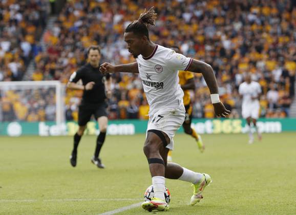 Wolverhampton Wanderers v Brentford - Premier League - Molineux September 18, 2021, Wolverhampton, United Kingdom: Wolverhampton, England, 18th September 2021. Ivan Toney of Brentford during the Premier League match at Molineux, Wolverhampton. Picture credit should read: Darren Staples Sportimage Wolverhampton United Kingdom EDITORIAL USE ONLY Copyright: xx ZUMA-20210918_zaf_si1_450.jpg DarrenxStaplesx csmphototwo791694