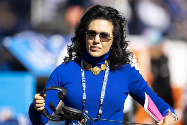 NFL, American Football Herren, USA 2022: Jaguars vs Colts Oct 16 October 16, 2022: Carlie Irsay-Gordon during NFL football game action between the Jacksonville Jaguars and the Indianapolis Colts at Lucas Oil Stadium in Indianapolis, Indiana. Indianapolis defeated Jacksonville 34-27. John Mersits CSM. California USA EDITORIAL USE ONLY Copyright: xx ZUMA-20221016_zaf_c04_167.jpg JohnxMersitsx csmphototwo981732