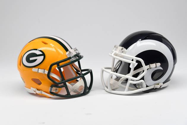 NFL, American Football Herren, USA Creative Detailed view of Green Bay Packers (left) and Los Angeles Rams helmets. EDITORIAL USE ONLY Copyright: xImagexofxSportx ImagexofxSportx iosphotos188478